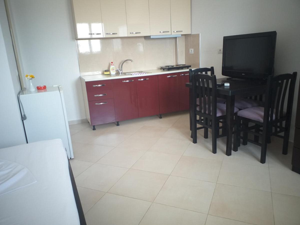 Grand Seaview Apartments Ksamil Exterior foto